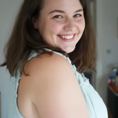 Арина, 25
