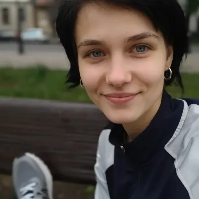 Стефания, 26
